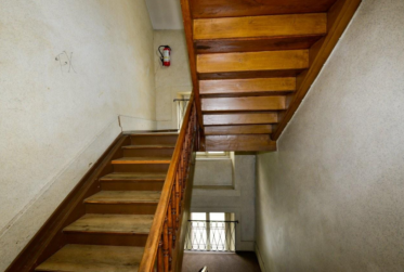 Authentique immeuble locatif à vendre