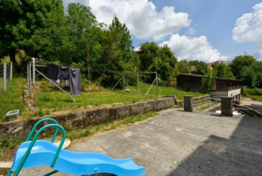 Authentique immeuble locatif à vendre