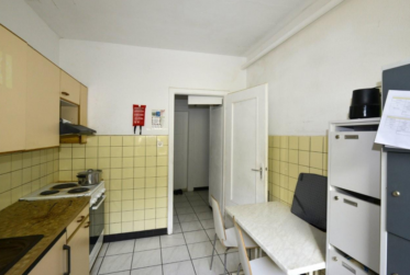 Authentique immeuble locatif à vendre