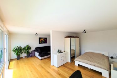 Appartement contemporain de 2.5 pièces au 1er étage - env. 63m2