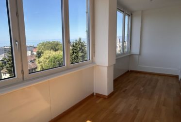 Spacieux logement de 4 pièces au 2ème étage avec véranda - env. 91m2
