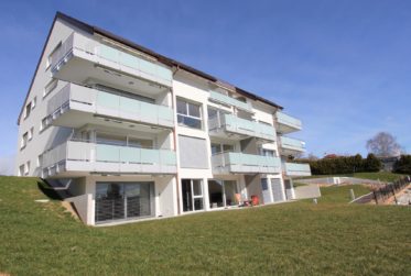 Appartement contemporain de 2.5 pièces au 1er étage - env. 63m2