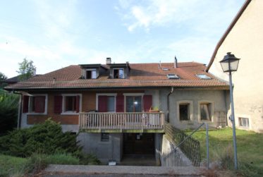 Appartement de 3.5 pièces au 1er étage d'un immeuble de 4 appartements