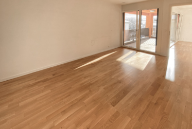 Opportunité à saisir ! Lumineux 4,5 pièces en centre ville avec balcon