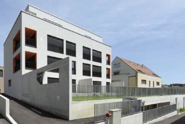 Opportunité à saisir ! Lumineux 4,5 pièces en centre ville avec balcon