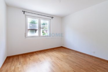Bel appartement de 4.5 pièces au rez-de-chaussée