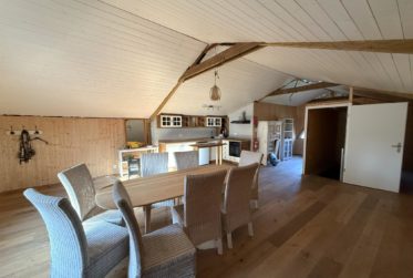 Manège, centre de loisirs aux espaces exceptionnels–fort potentiel !