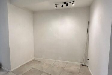 Local commercial avec vitrine au coeur de Moudon - env. 43.5 m2