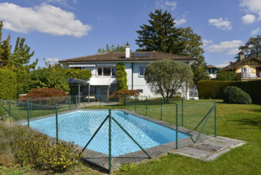 A vendre ! Magnifique villa individuelle avec piscine